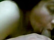 Indian hottie fucked in college in Mumbai on a bunk